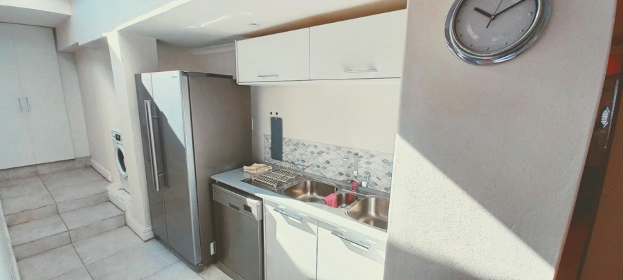 To Let 2 Bedroom Property for Rent in Bakoven Western Cape